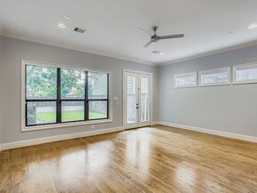 1020 W 22nd Street A, Houston TX 77008