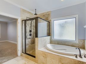 1020 W 22nd Street A, Houston TX 77008