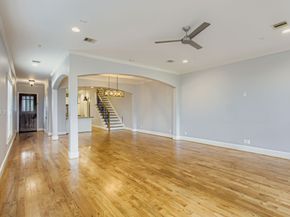 1020 W 22nd Street A, Houston TX 77008