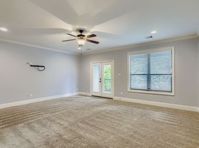 1020 W 22nd Street A, Houston TX 77008