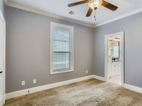 1020 W 22nd Street A, Houston TX 77008