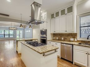 1020 W 22nd Street A, Houston TX 77008