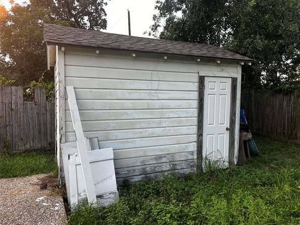 3853 Wentworth Street, Houston TX 77004