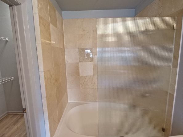 3505 Sage Road 303, Houston TX 77056