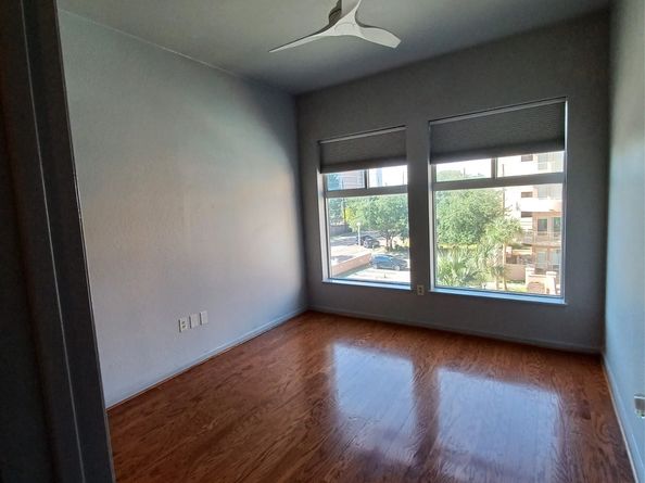 3505 Sage Road 303, Houston TX 77056