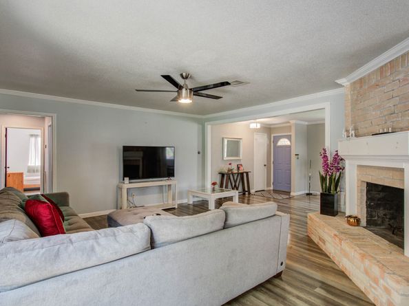 15603 Boulder Oaks Drive, Houston TX 77084