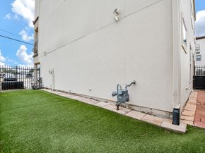 6500 Calder Street A, Houston TX 77007