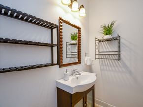 6500 Calder Street A, Houston TX 77007