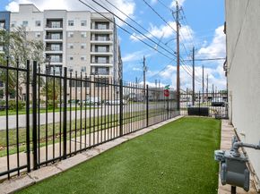 6500 Calder Street A, Houston TX 77007