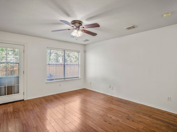 55 N Walden Elms Circle, The Woodlands TX 77382