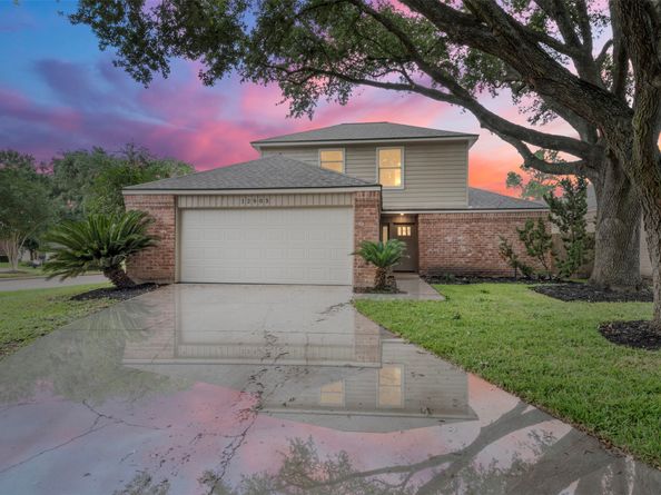 12903 Avenida Vaquero Street, Houston TX 77077