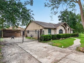 12839 Eastbrook Drive, Houston TX 77013
