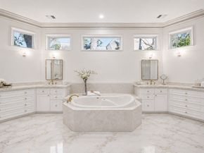 608 Little John Lane, Houston TX 77024