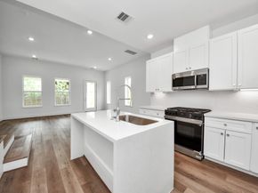 5612 Bertellis Lane, Houston TX 77091