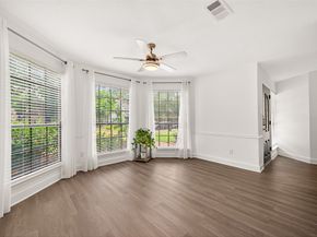 1627 N Hearthside Drive, Richmond TX 77406