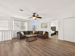 1627 N Hearthside Drive, Richmond TX 77406