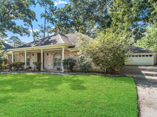 2230 Tangle Lake Drive, Houston TX 77339