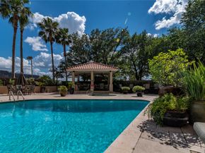 3525 Sage Road 1402, Houston TX 77056