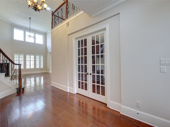 12454 Mooreknoll Lane, Houston TX 77024