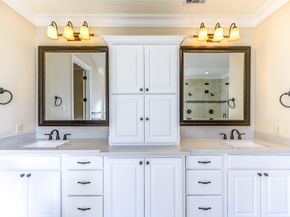 12454 Mooreknoll Lane, Houston TX 77024