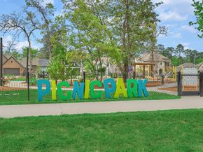 636 Sand Branch Drive, Conroe TX 77304