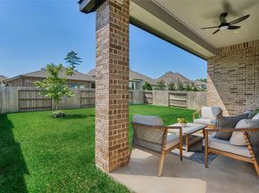 636 Sand Branch Drive, Conroe TX 77304