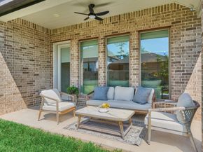 636 Sand Branch Drive, Conroe TX 77304