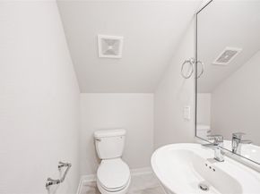 624 Thornton Oaks Lane, Houston TX 77018