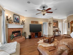 18922 Hikers Trail Drive, Humble TX 77346