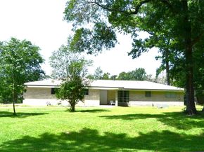 101 Summit Drive, Conroe TX 77303
