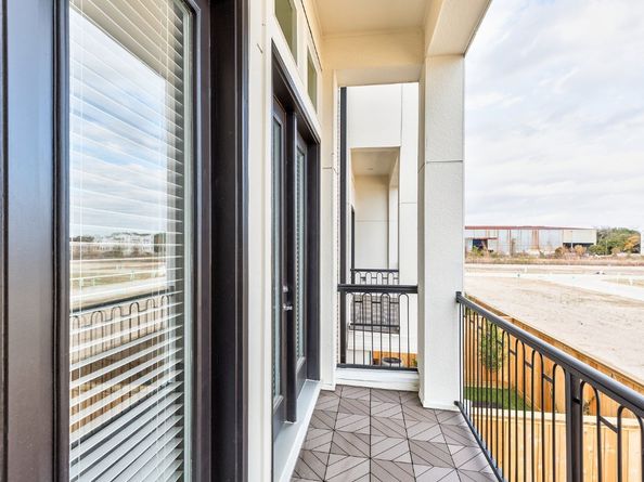 2722 Maxroy Street, Houston TX 77007