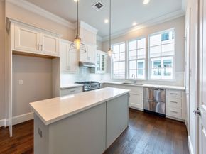 2722 Maxroy Street, Houston TX 77007