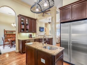 5023 La Branch Street, Houston TX 77004