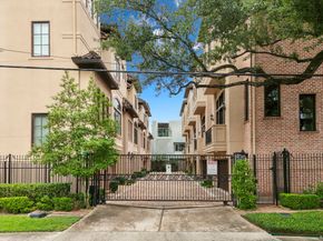 5023 La Branch Street, Houston TX 77004