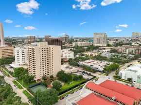 5023 La Branch Street, Houston TX 77004