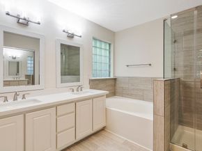 76 Piper Trace, The Woodlands TX 77381