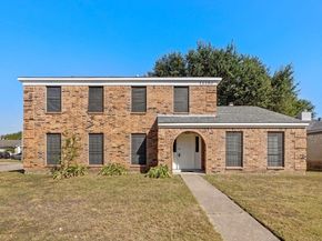11350 Raven View Dr, Houston TX 77067