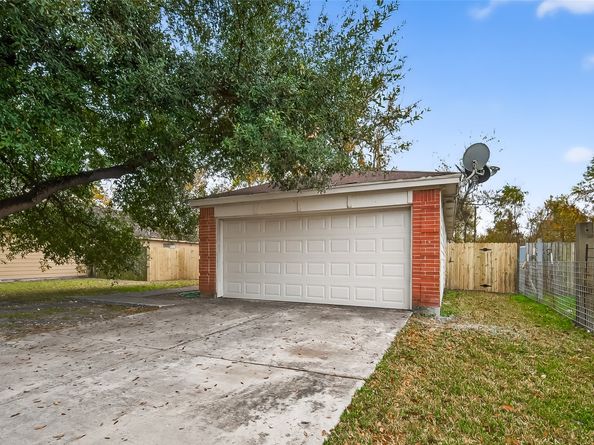 16022 Old River Road, Channelview TX 77530