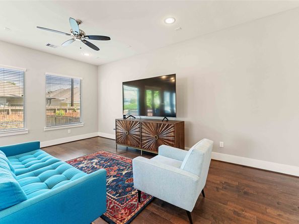 434 Yale Oaks Lane, Houston TX 77091