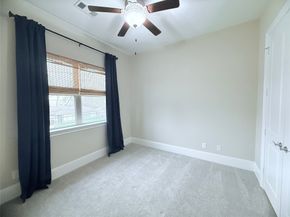 7720 N Fall Run Crossing, Houston TX 77055