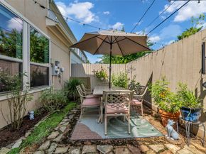 7720 N Fall Run Crossing, Houston TX 77055