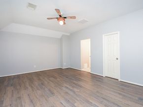 51 Rivercoach Lane, Sugar Land TX 77479