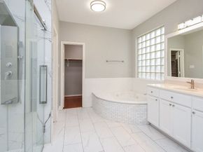 51 Rivercoach Lane, Sugar Land TX 77479