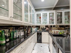 3653 Inverness Drive, Houston TX 77019