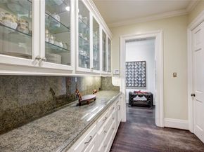 3653 Inverness Drive, Houston TX 77019