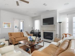 18 secluded Trail, The Woodlands TX 77380