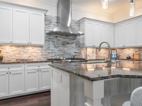 18 secluded Trail, The Woodlands TX 77380