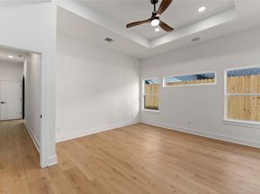 508 Dell Court, Houston TX 77009