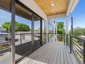 5734 N Braeswood Boulevard, Houston TX 77096