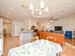 1615 Lakeside Enclave Drive, Houston TX 77077